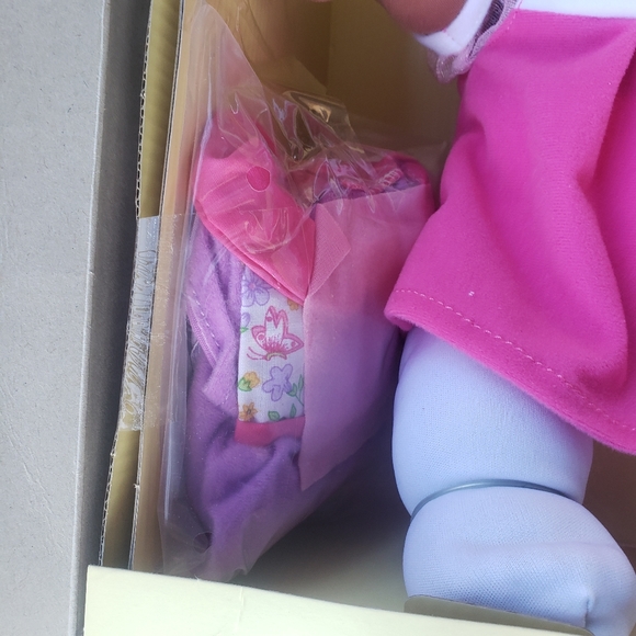 Cabbage Patch Doll Annabelle Dakota brand new in box - Picture 3 of 7